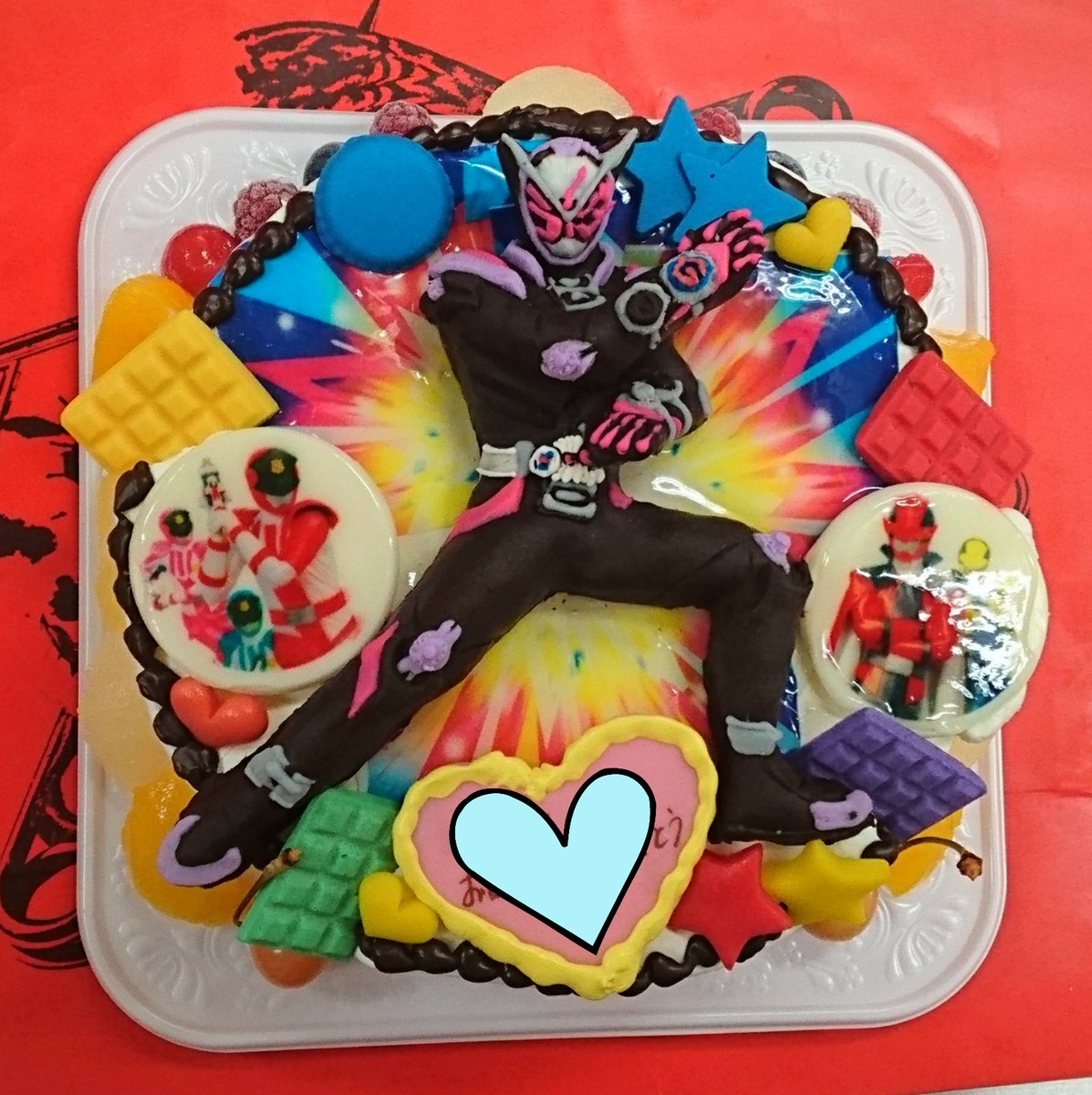 ケーキのはりまや V Twitter ケーキのはりまやです 仮面ライダージオウ 立体ケーキ ご注文ありがとうございます お問い合わせはお気軽にお電話やメールしてください ケーキのはりまや 検索 全国お届けさせていただきます