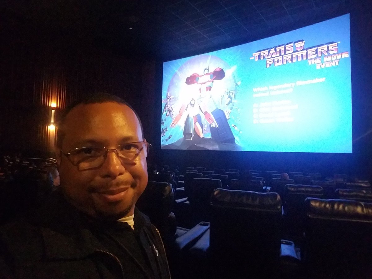 Dairenn's tweet photo. 32 years late BUT finally seeing this at the movie theater! #BigScreen #TheTransformers #TransFan #VinceDiVoca #StanBush https://t.co/nNaydJivA6