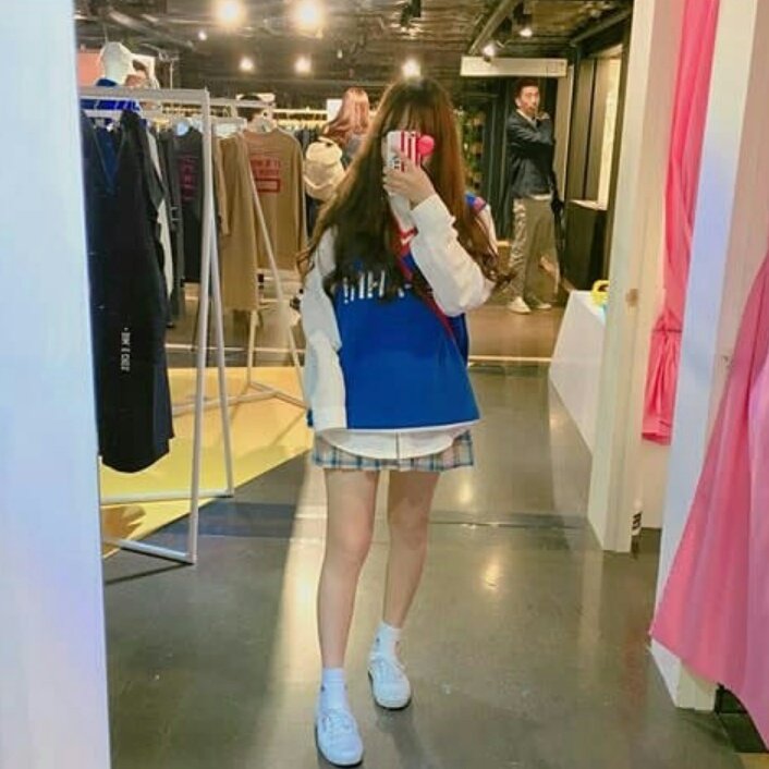 delly_virgo's tweet photo. #FotoProfilBaru https://t.co/2i8bKmt9jT