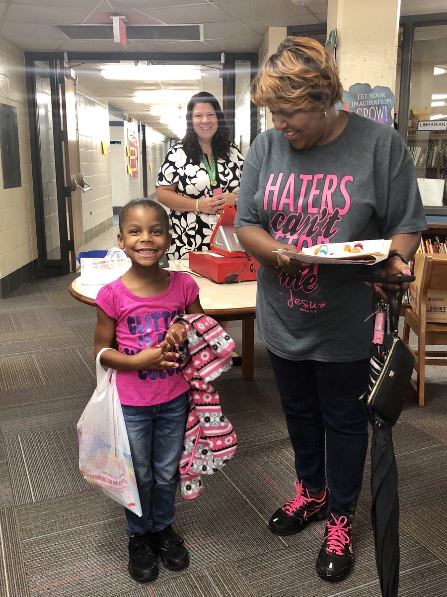 AllCJohnson's tweet photo. What a great night at Southwest PTA Open House! A great crowd of supportive parents! Thank you to all who came out! #southwestlioncubs #hickoryschools #lioncubs @Southwest_HPS https://t.co/A0riLEJ7r9