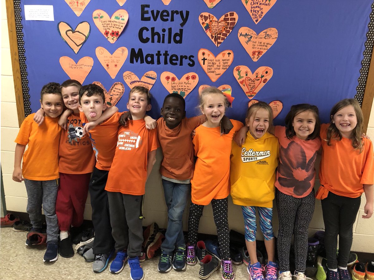 holyfamilytbc's tweet photo. Recognizing those who experienced Residential Schools and starting important conversations. #orangeshirtday #everychildmatters #tbay #tbcschools #holyfamily https://t.co/vMhdYVrFS0