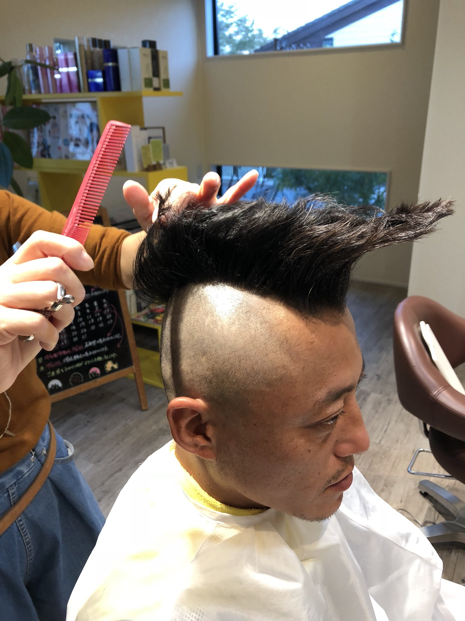 丸安呉服店 A Twitteren うちの店 リンドヘア にランブルセッション ジミーが3年ぶりのサイコ刈りにやってきました 心優しいジミーはしゃべりかたも穏やかで見た目とは不釣り合いw 週末のギグは楽しみましょう ランブルセッション Rumblesession サイコ