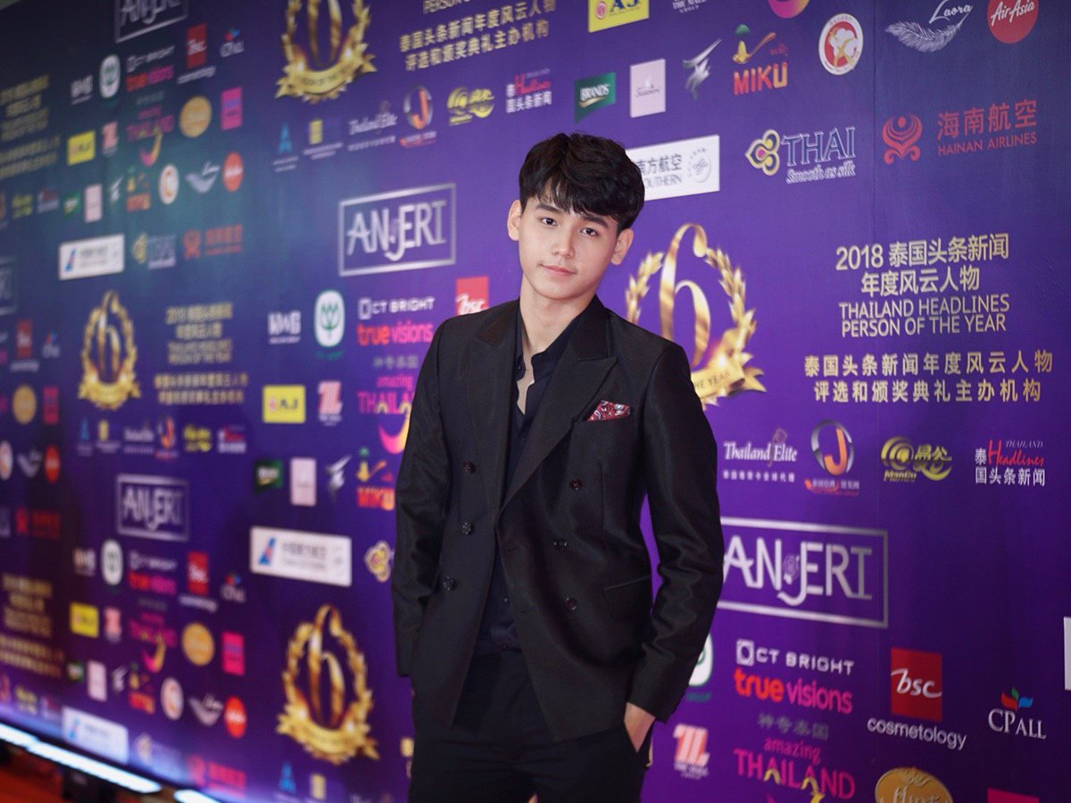 เจ้าเด็กยักษ์ <a href="/jaestsx/">pphachhh</a> ในงาน #ThailandHeadlines2018 ♡

#beautyboytheseries
#phacharajaaa