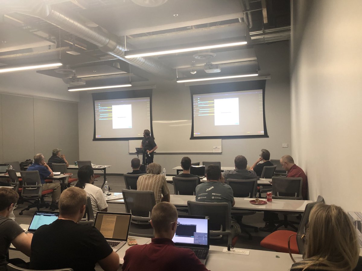 golangPhoenix's tweet image. @dtoebe talking about #golang 1.11 web assembly #golangphoenix