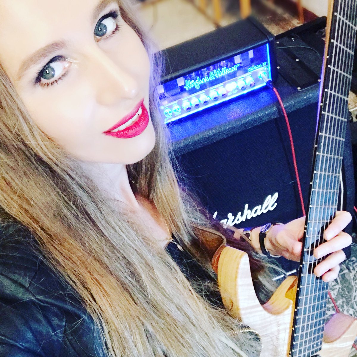 juliakosterova's tweet photo. This little monster seriously kicked some major a$$ with its tone and portability @hughesandkettner @strandbergGuit #perfectmatch #hughesandkettner #tubemeister #7string #strandberg #strandbergguitars #ernieball #eventide #guitarist #progressive #rock #metal #touring #sessions https://t.co/ABz34vpt8M