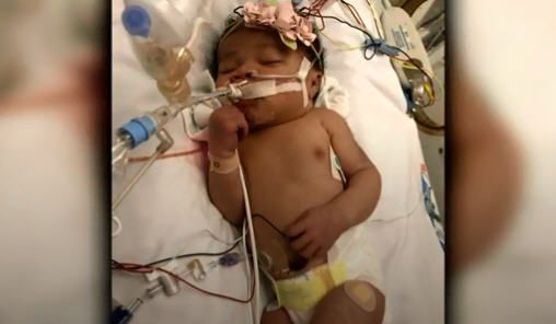 EMS1's tweet photo. Dallas firefighters break policy to save infant’s life after shooting https://t.co/pUiIFsdw0P https://t.co/P5C5IHugEM