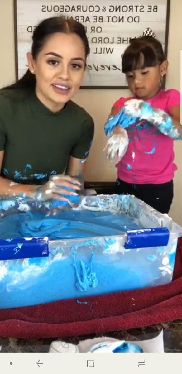 acostamares's tweet photo. When it's your first time making tortillas and you think que todo va a salir bien!!! 🤣😭

Abort mission abort mission 😂😂😂

@LEXXXLIEEE I can watch you all day and not get bored !!! 

#hopesheseesthis #lexxxlieee #tiagoals #slimefordays #tortillafail https://t.co/fcBh9ybSTd