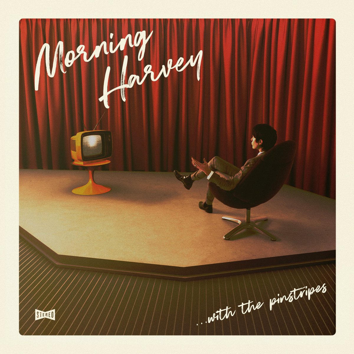 Our debut album "With The Pinstripes" is out today.
morningharvey.com // linktr.ee/morningharvey