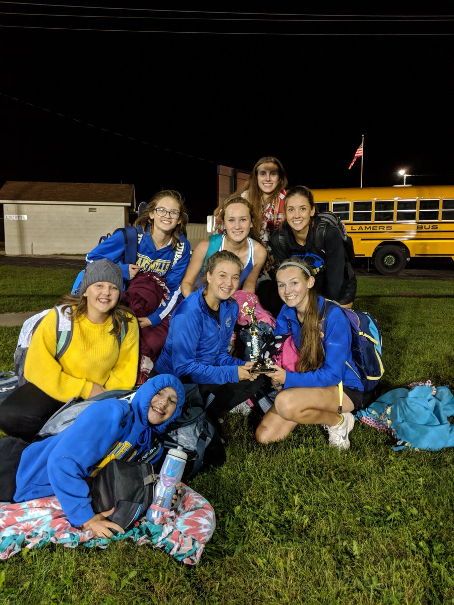 LMRallies's tweet photo. Another day, another trophy. LM Tennis won the Edgerton Quad tonight! https://t.co/kJGyNvEcdB