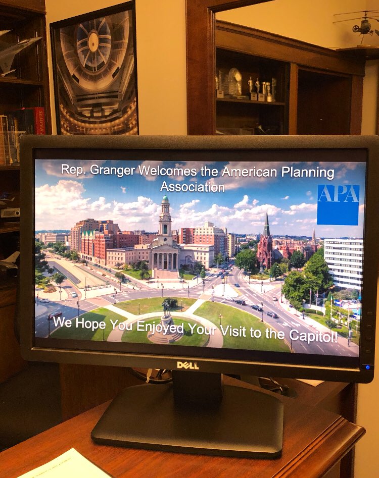 txplanning's tweet photo. @RepKayGranger wins the award for best welcome for Planners’ Day on Capitol Hill! Thank you, @RepKayGranger and congratulations for Fort Worth’s Great Place in America designation! #APAPAC18 @APAadvocates @APA_Planning @CityofFortWorth https://t.co/bwqhGzvMQW