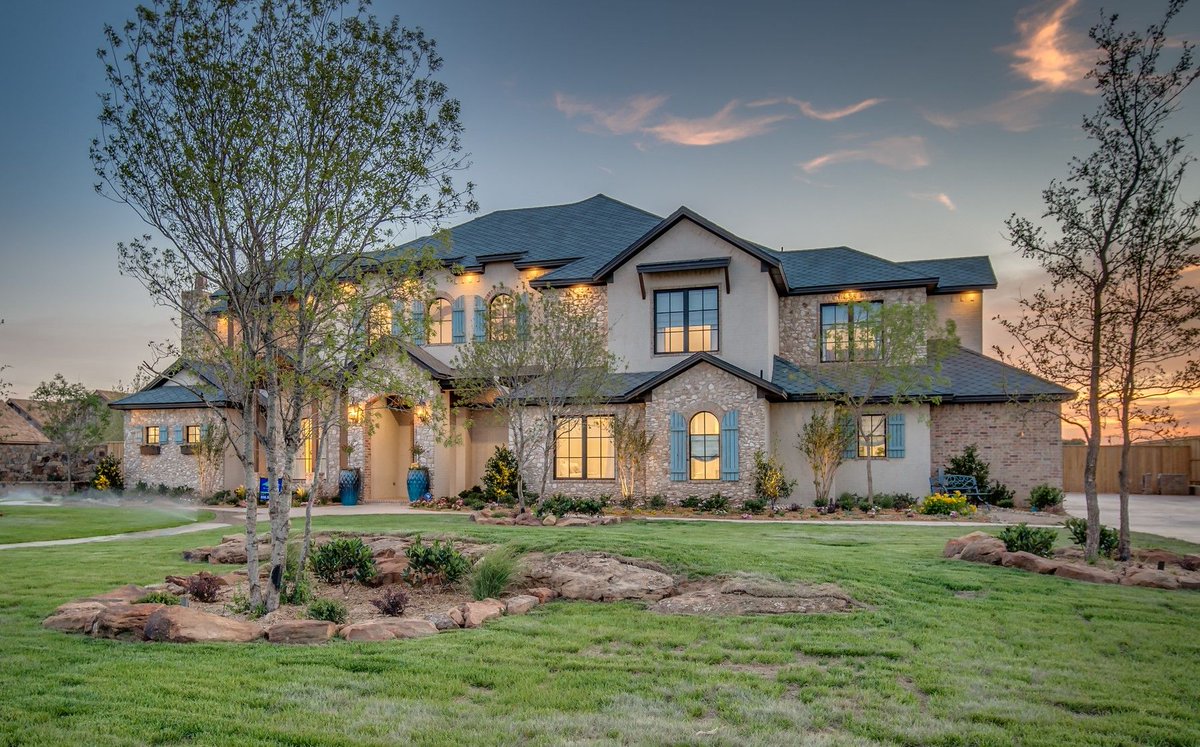 westtexashba's tweet photo. A big thank you to Roger at Edge Homes for joining this year's Fall Tour of Homes. Don't miss out on these beautiful homes, Y'all. 😍 https://t.co/isScDKrl3Y