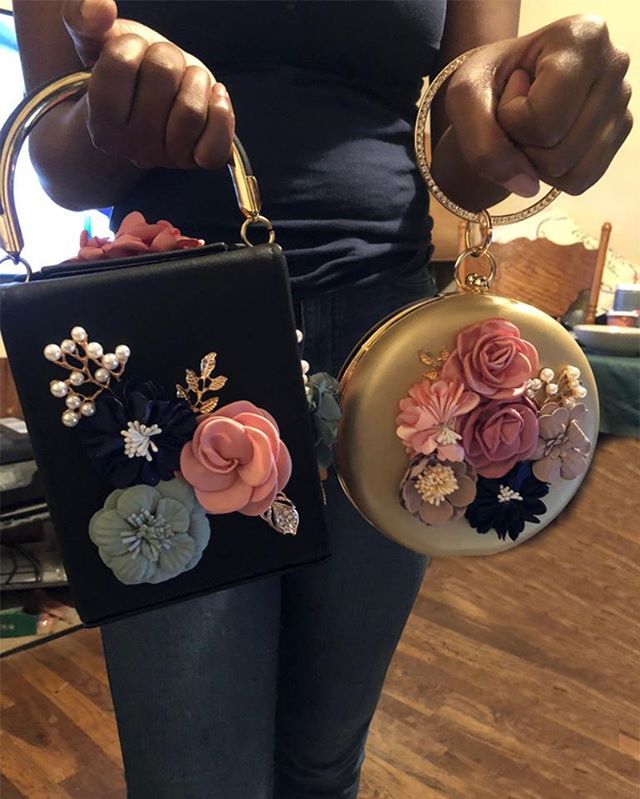 OuiSourceInc's tweet image. We normally do NOT do this but these bags are so beautiful we had to take a picture of Rose as she picked up hers today. 
To order the #ChineseFoodBox Floral Purse #FollowTheLink bit.ly/2DyWUjK
To order the #Round SilkFloralBracelet Purse #Foll… ift.tt/2xHcOmO