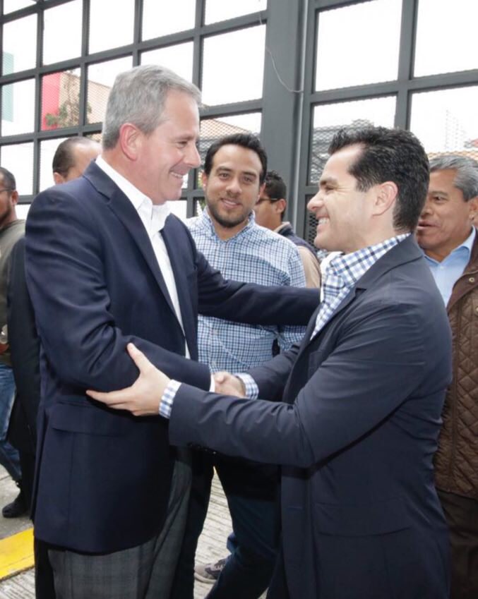 MgBranding's tweet image. Tengo la absoluta certeza de que con el valioso esfuerzo de todos los funcionarios del @TEPJF_informa, la participación de los representantes de @AccionNacional y las diversas fuerzas políticas, se hará valer el voto de confianza de los poblanos para @MarthaErikaA. 

#VotoXVoto