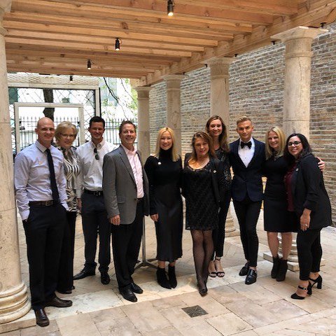 Our amazing Chicago team made it all possible. Thank you all for being part of this new phase. Our Chicago Showroom is now open to the public! ✨ #grandopening #flagshipshowroom #newshowroom #teamgoals