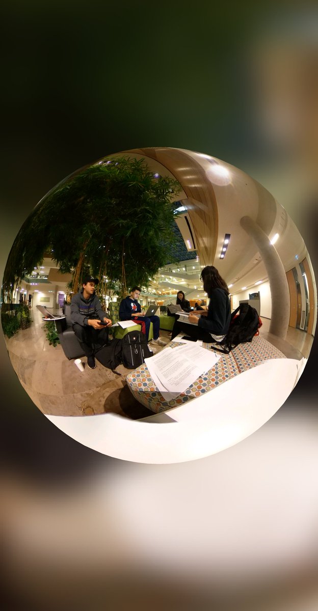jaredjkelly_'s tweet photo. Our #BU111 New Venture Group hard at work! @BU111_WLU #BU111labB21 https://t.co/f7T4jp1zDN