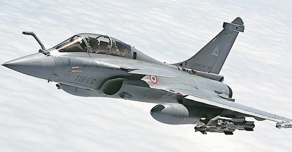 DrKSBhardwaj2's tweet image. देखो हमने किन घमंडियों को अपना वोट दे दिया? @BJP4India अपने इसी घमंड के मारे मारी जायेगी. मगर वो भी गलत ही होगा. विपक्ष का मजबूत रहना बहुत ज़रूरी है. मगर इस समय तो इनका जाना ही ज़रुरी है.
#Rafale_Modi_Aur_Ambani #ModiAmbaniRafaleBlockbuster #ModiInTrouble