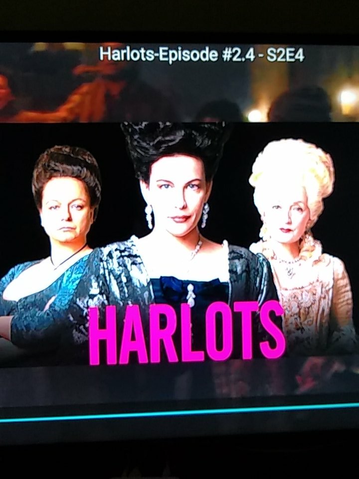 s_zamar's tweet image. Meu novo vício @harlotsonhulu #harlotsonhulu #harlots #2temp