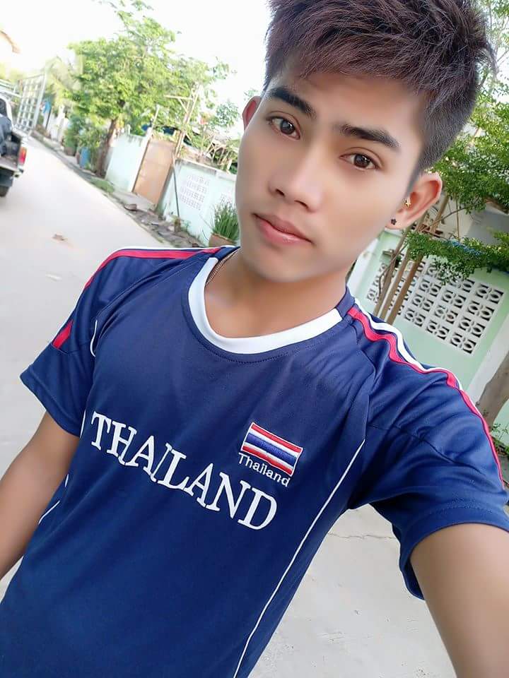 Koko19853375's tweet photo. Morning 😘😘😘😘ခ်ိလို့ရေဒ... https://t.co/FELFKbIbkG