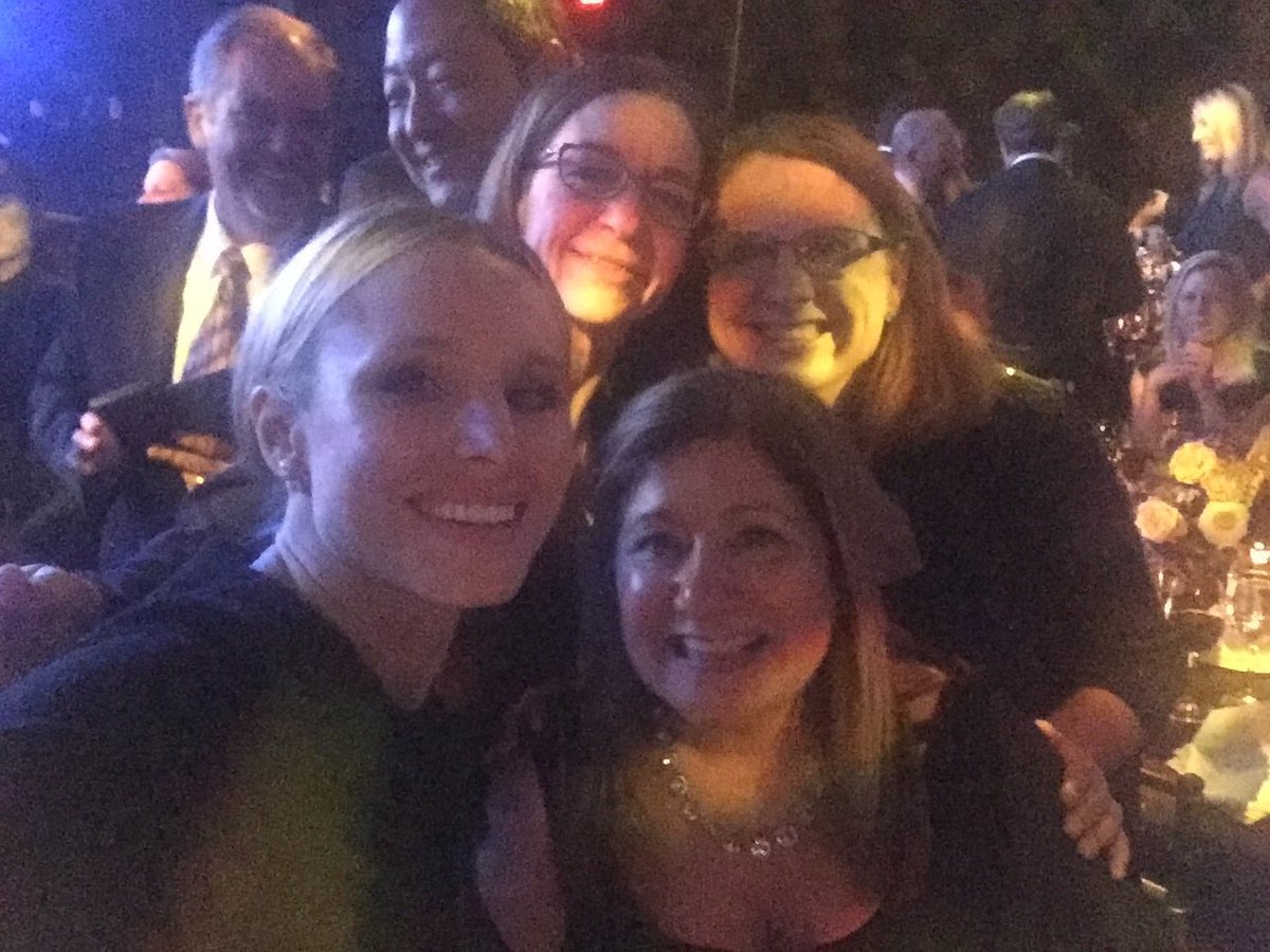 Kristen Bell #samsunggives