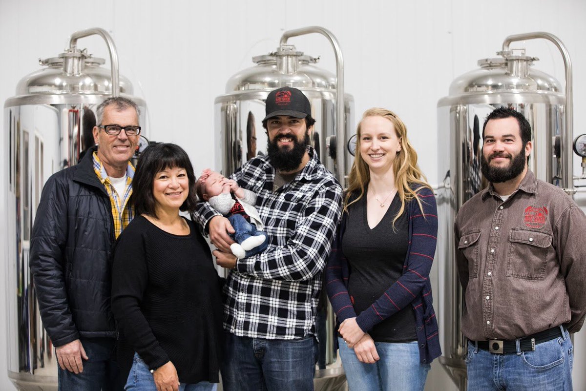 redshedmalting's tweet photo. This week we celebrated 4 years of being a corporation!!! We are excited to keep growing the family business. Thanks to all the craft breweries and homebrewers who love to use our malts and all the craft beer enthusiasts that support local!! 

Cheers friends 🍻 https://t.co/kQq8lxhPjf