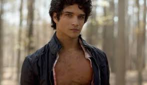 Hispanic Heritage Month Day Thirteen (9/27/2018). #64. Hispanic actor Tyler Posey has starred as "Scott" on the series Teen Wolf, as "Shane" on the series Scream; & voiced "Prince Alonso" in the animated series Elena of Avalor!  @gay_werewolves  @werewolvescom  @M01R4  @WerewolfNews