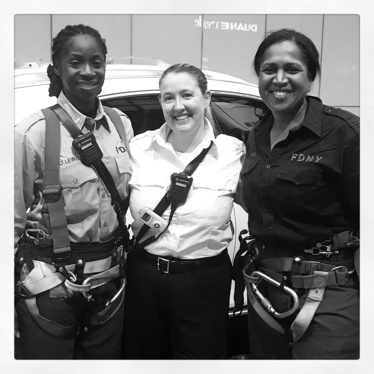 ChiefKnuth's tweet image. So excited I got to meet up with these amazing #FDNYWomen! Lt. Tracy Lewis, FF Martha Brekke, FF Eniola Brown, FF Vanessa Schoening, FF Sarinya Srisakul, &amp;amp; FF Regina Wilson “womanned” #FDNY’s first all female fire crew #womenwhofightfire #womeninfireandems #girlslikefirefighting