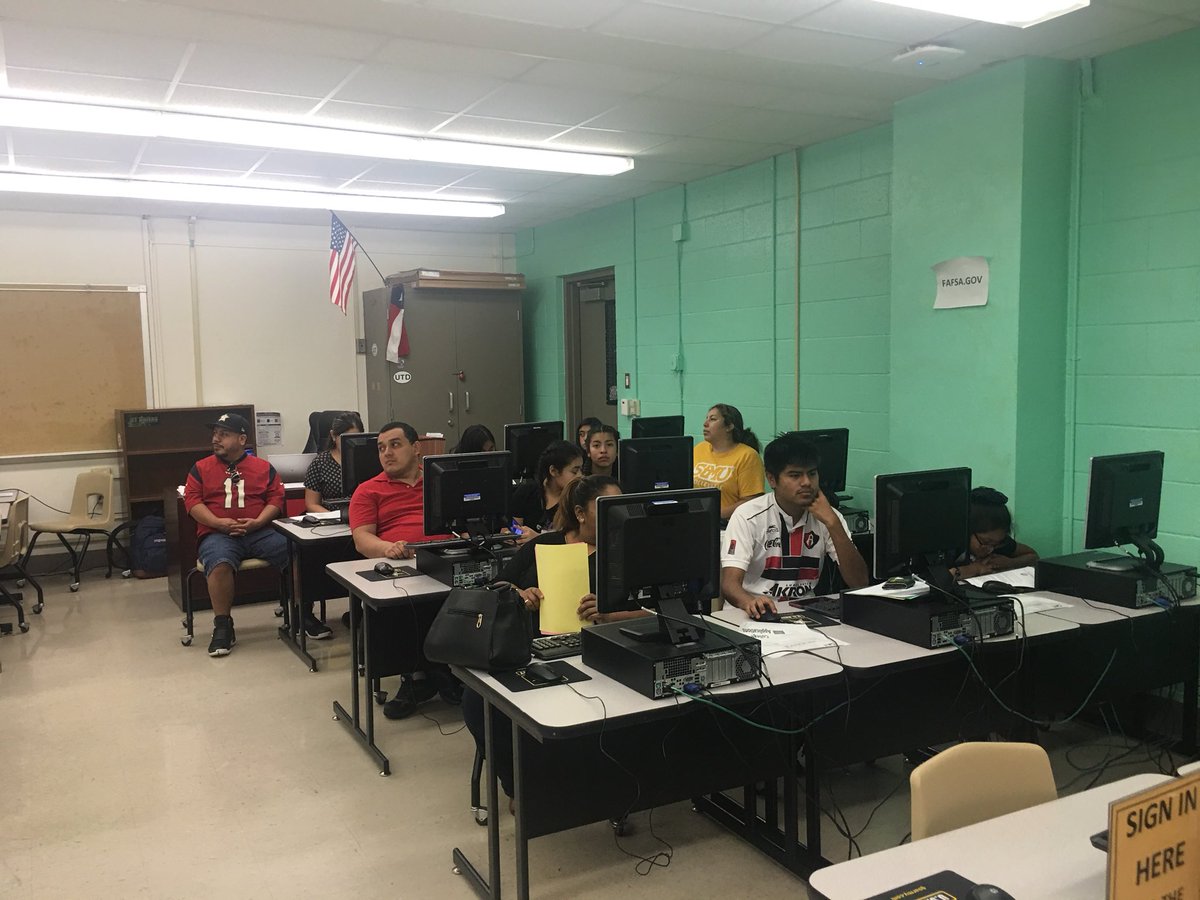 trinamwright's tweet photo. Parent University and Open House  at Houston MSTC #collegebound @SHMSTC @HISD2College https://t.co/AuX3VDaaET