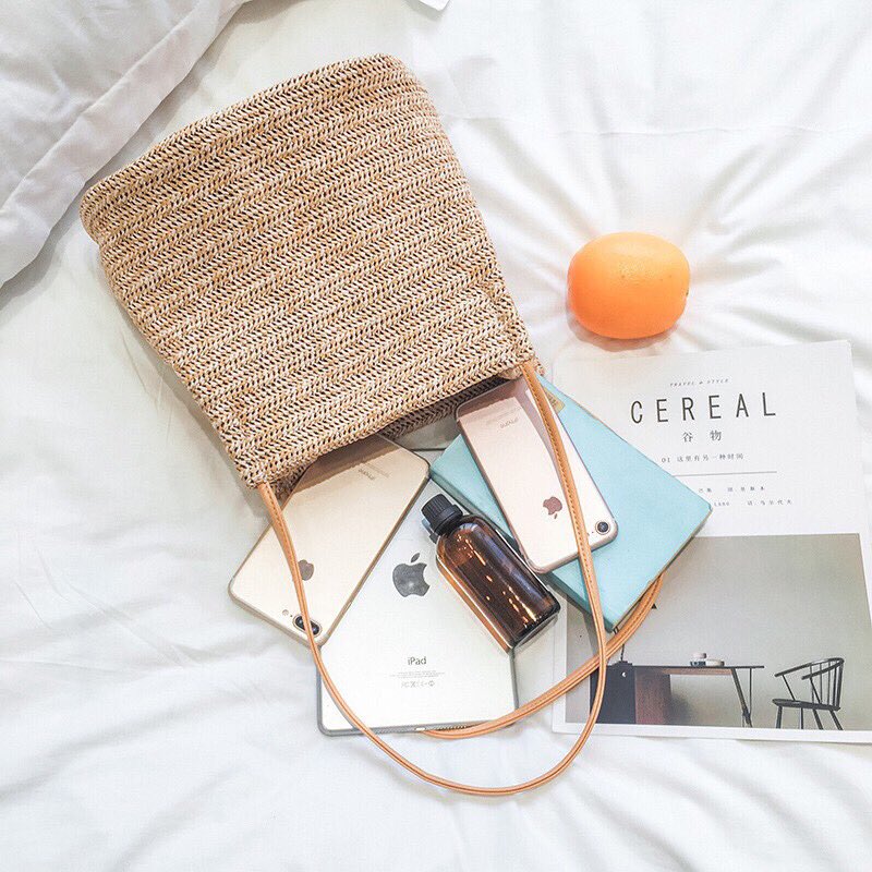intrend_goods's tweet photo. 👜 กระเป๋าสาน 
ราคา 200 บาท ร้านอื่น 300++😋
สายเป็นหนังนะคะ
มี 2 สี; อ่อน กับ เข้ม💕 #ตลาดกัซ #ตลาดนัดอากาเซ #ตลาดนัดบังทัน #ตลาดรถไฟบังทัน #พร้อมส่ง #ตลาดนัดWANNAONE #ตลาดนัดวนว #ตลาดนัดEXO #ตลาดนัดnct #ตลาดนัดวันนาวัน #ตลาดนัดBNK48 #ตลาดนัดวอนนาวัน #intrendพร้อมส่ง https://t.co/HG0lqxmy9a