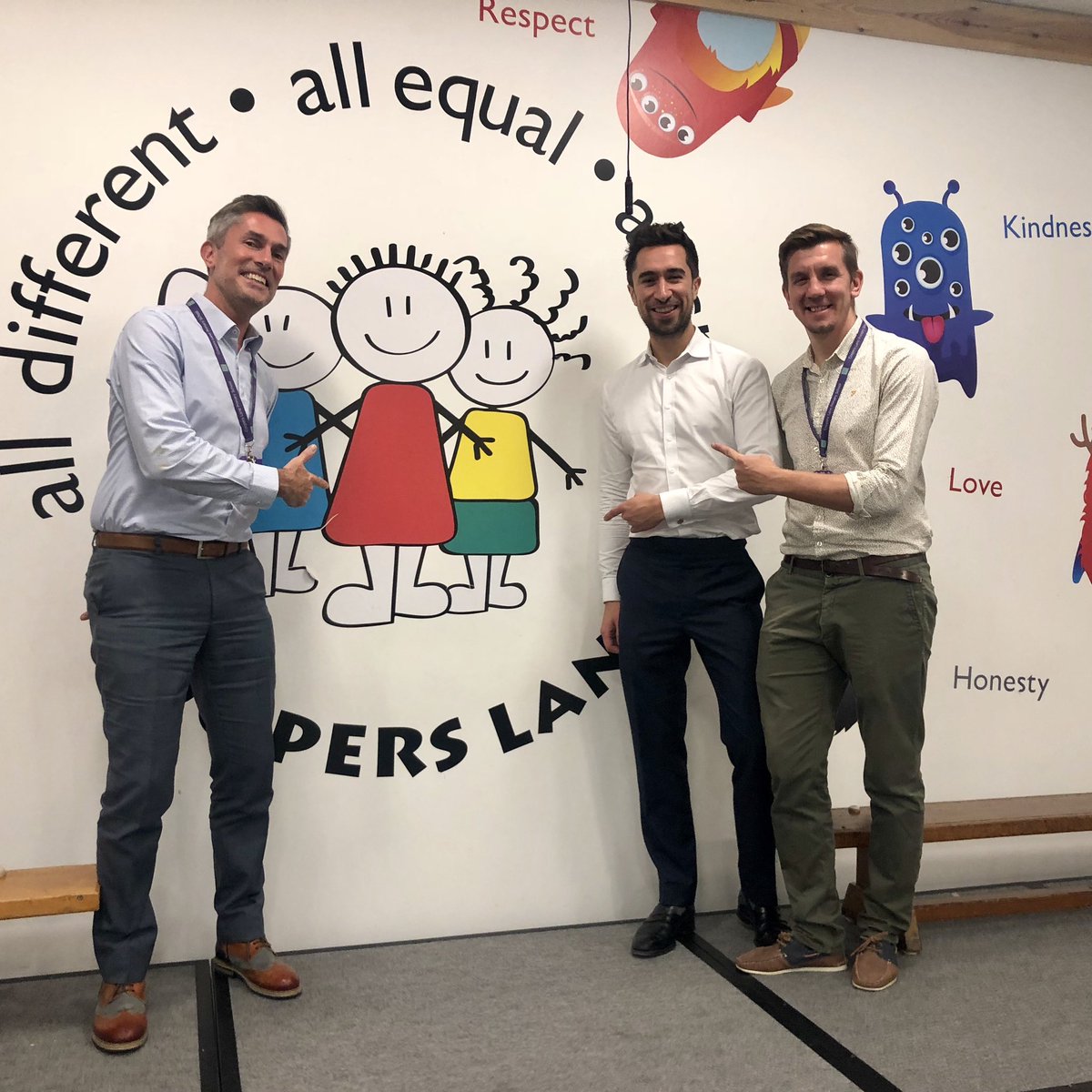 damienegan's tweet photo. Thank you Coopers Lane Primary School for hosting our Mayor’s Question Time at the Grove Park Assembly last night. We talked about green spaces, support for cycling &amp; how we need to crack down on fly-tippers. 
I’m visiting every assembly in Lewisham...next stop Crofton Park! https://t.co/JYWPe8c3Kz