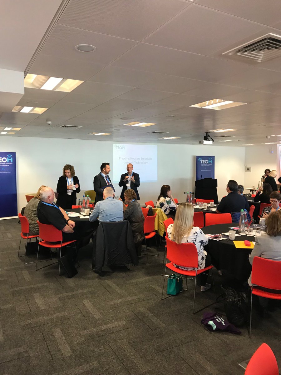 JoanneDHI's tweet image. ⁦@dhiscotland⁩ delighted to presenting@#Tech18. Sharing the excellent work of ⁦@albynhousing⁩ ⁦@CarbonDynamic⁩