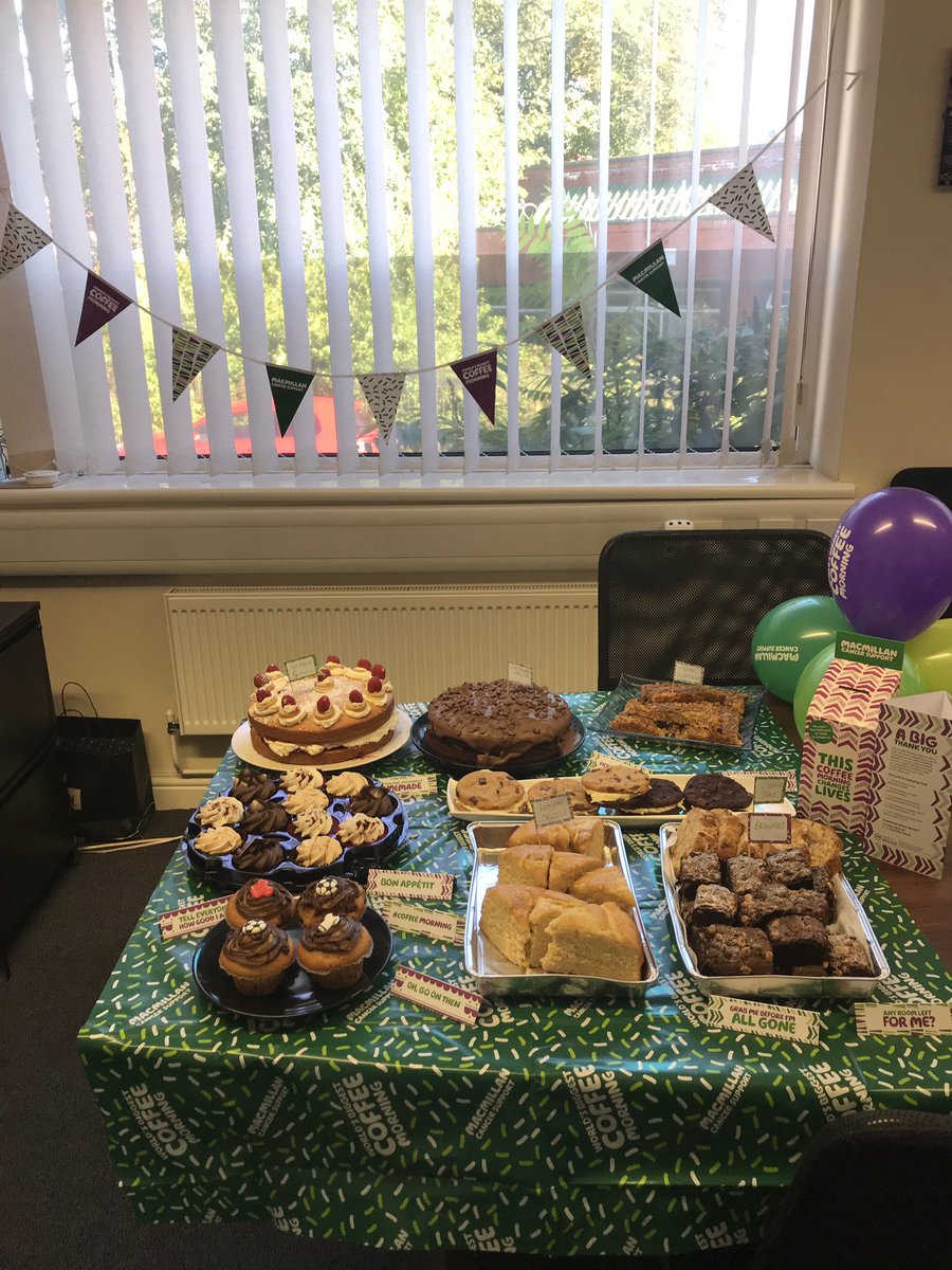 Colletterobbo29's tweet photo. McKenna Brothers Macmillan Coffee Morning 💚 https://t.co/Og0QdQAJGB