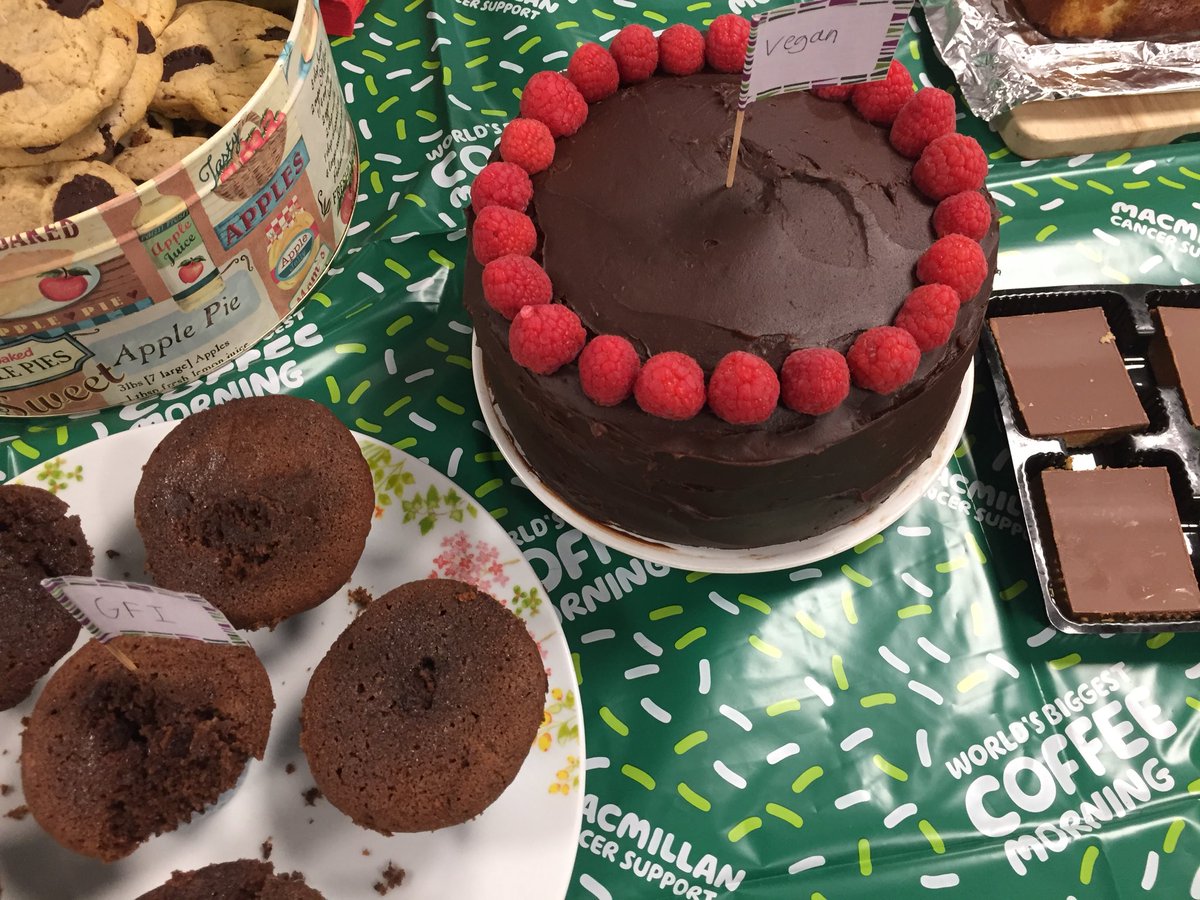 bathspasu's tweet photo. Come join us for @macmillancancer Coffee Morning. There are so cakes to love here. Lemon Drizzle, Caramel, Chocolate, Vegan & Glutton Free LETS EAT CAKE!!! #bathspauni #welcomeweek2018 #freshers2018 #cakecakecake https://t.co/tihqxNpGnS