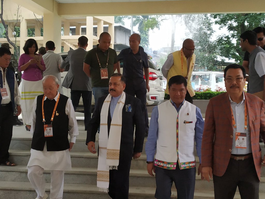 DrJitendraSingh's tweet photo. With Arunachal Pradesh CM Sh @PemaKhanduBJP , at the venue of @AtalConclave at #Itanagar . https://t.co/jOp18unYas