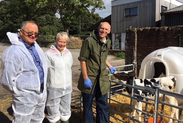 arcisbio's tweet photo. Our CSO Dr Jan Rogers and Dr Duncan Robertson of @livuniTechDirec visited Prof Rob Smith at the @LivUni Dairy Farm to discuss how our #simplesampleprep can help Dairy Farmers!
Read about their visit @
https://t.co/PFLOozku6A https://t.co/1lBEDb1bDr