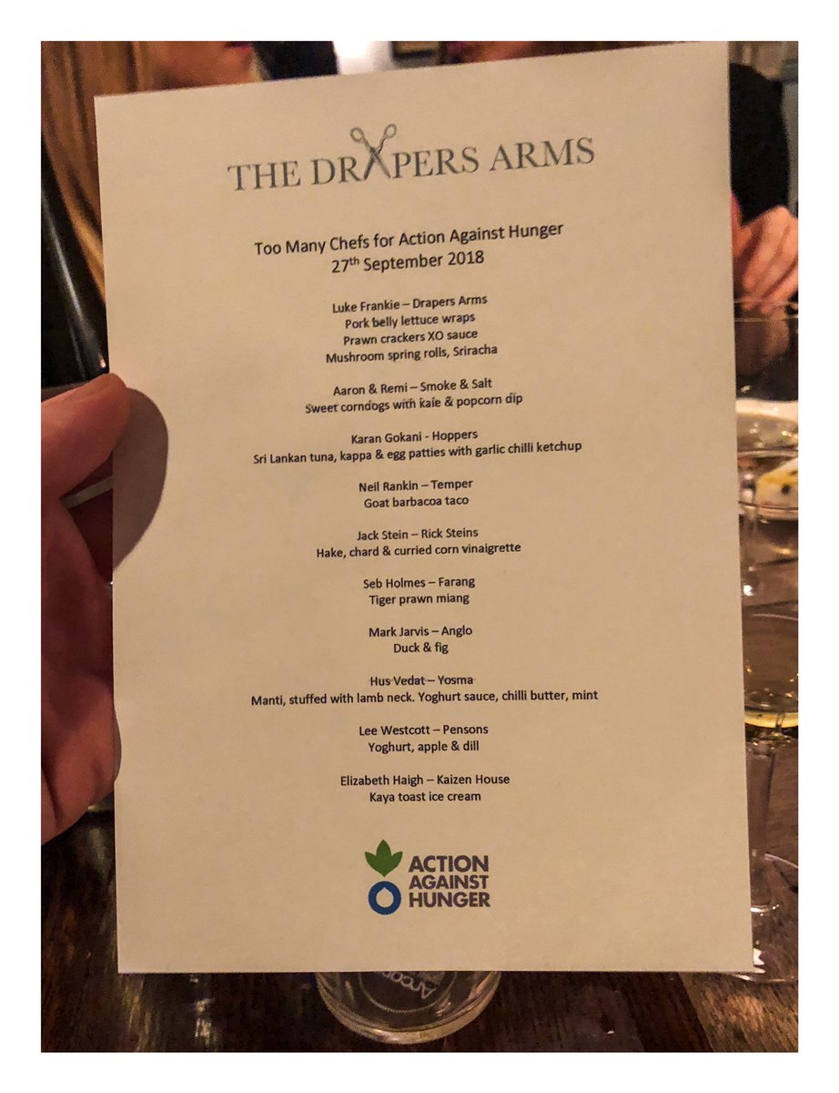 CharlieStein1's tweet photo. Cracking night last night for #toomanychefs @DrapersArms for @ACF_UK great food @JackStein @frontlinechef @HoppersLondon @farangLDN and the rest and good Padron chat @paulwf. https://t.co/JQEJsLXvg0