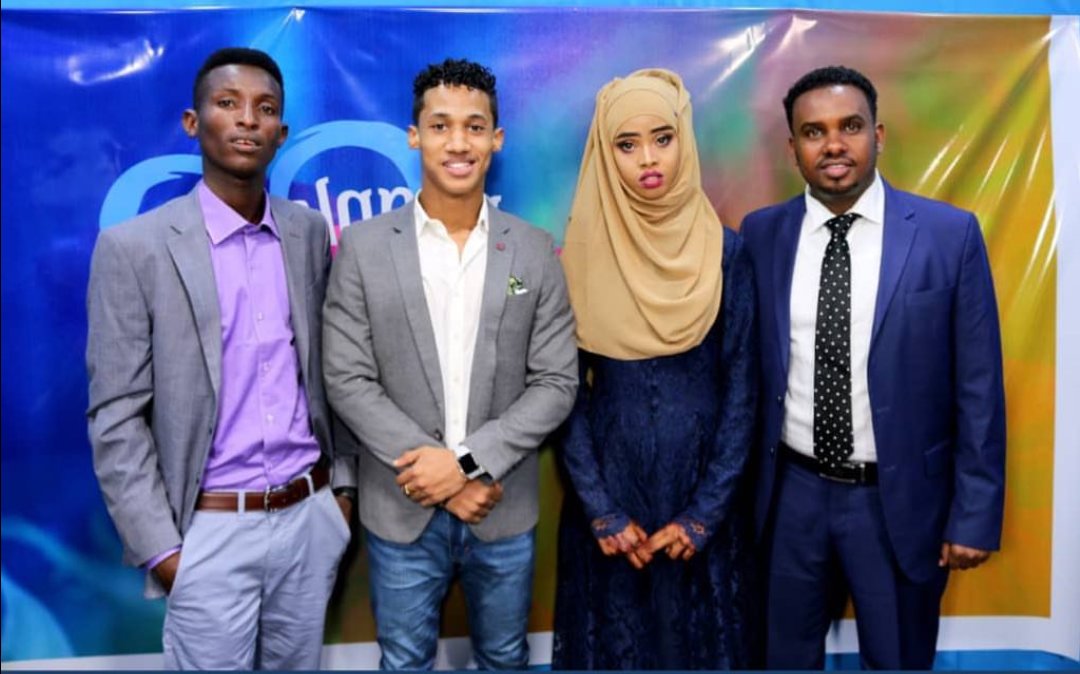 bulqaas135's tweet photo. Dadku Magaca Guud iyo Muqa way wadaagaan 
Misna Maanka hooseiyo Meel dheer ka aragiyo 
Maskaxdiyo aqoontaa lagu kala sareyaa 
Ka waantooba qabiilka somali wayneey 
@AbdullahiGoodir https://t.co/VVSyUB6myh