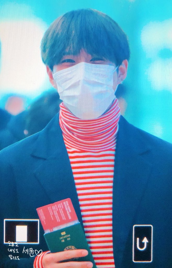 B_A_B_ACE's tweet photo. 180928 ICN 출국
잘안보이지만 웃고이쏘😙😙

#에이스 #김세윤 #와우 #ACE #WOW https://t.co/Q2hl9jKAxR