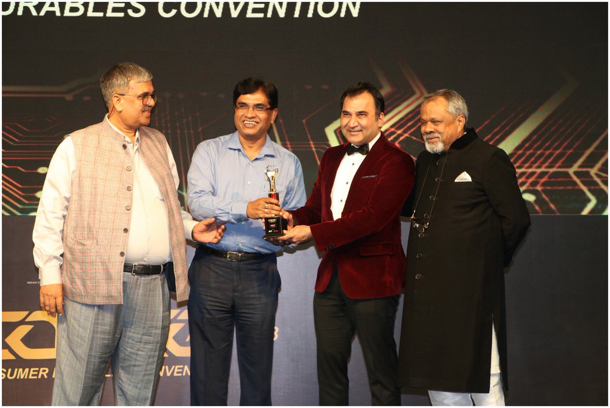 CodecAsia's tweet photo. Codec Asia 2018 Awards - 2
@Mansoor_Ali9 @Girishvrao @DrKhatau @rishi75 @taran_adarsh @muqbil_ahmar @yogeshlakhani @reach4james @VarmaSaurabh @Utpal24x7 @sadiyakhan01 @hemantmmehta @GodrejAppliance @kaustee @EffTimes @TeflasEvents #CodecAsia2018 #CodecAsia @CEAMAindia @Syska_LED https://t.co/ErDCfCnJa6