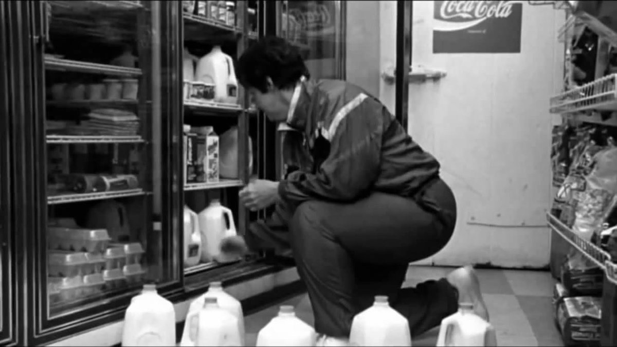 KevLAbeast's tweet image. No #milkmaids at the #QuickStop from #Clerks