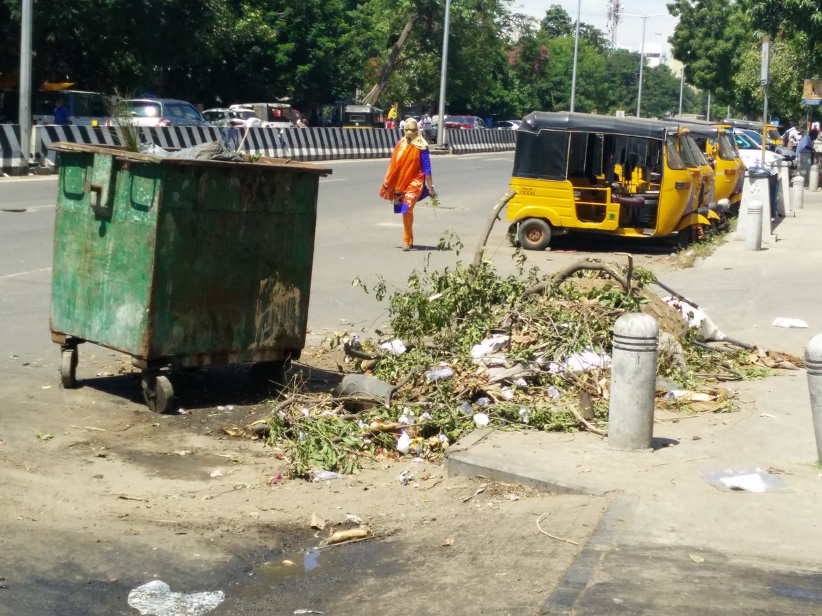 luzhous's tweet photo. Please fix (Garbage) @ https://t.co/BYtDRaNk99 @PMOIndia @swachhbharat @swachhbharatGov @narendramodi @MoHUA_India (via @swachhbharatapp) https://t.co/y7fa0mxy4X