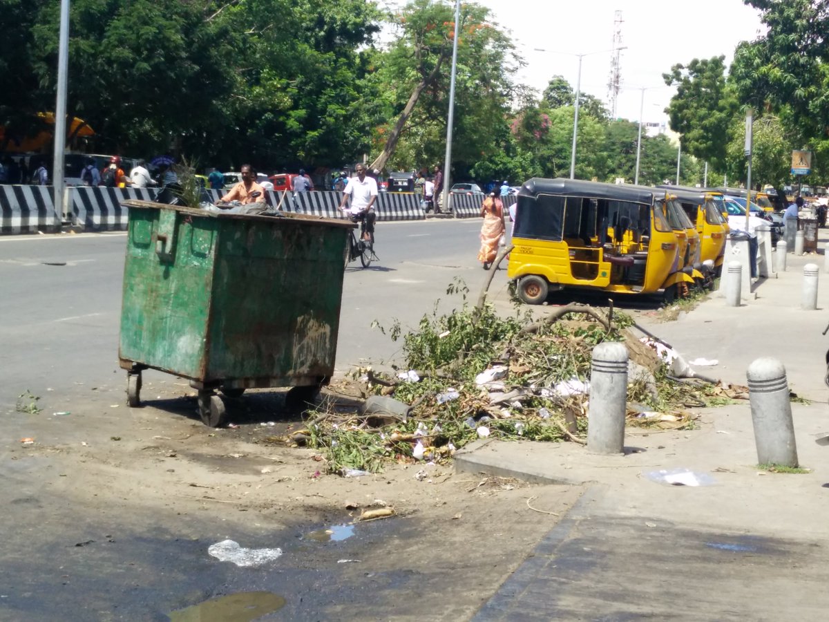 luzhous's tweet photo. Please fix (Garbage) @ https://t.co/vhr1V6lMva @PMOIndia @swachhbharat @swachhbharatGov @narendramodi @MoHUA_India (via @swachhbharatapp) https://t.co/1GoNZGC00l