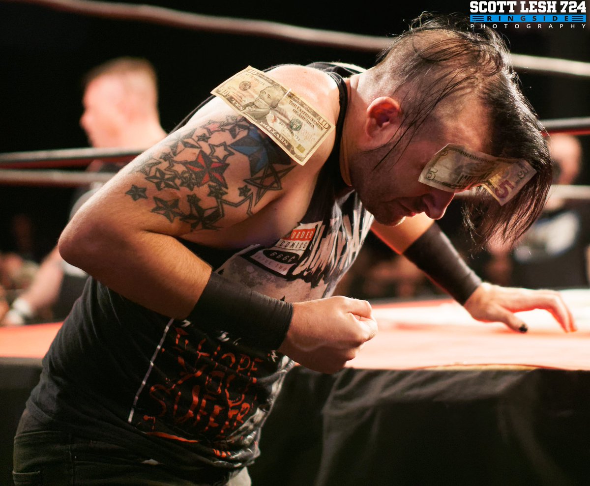 ScottLesh724's tweet photo. Sometimes in wrestling you get money stapled to your flesh.. @JimmyHavoc #PROGRESSPhilly https://t.co/z7i4T3rAd4