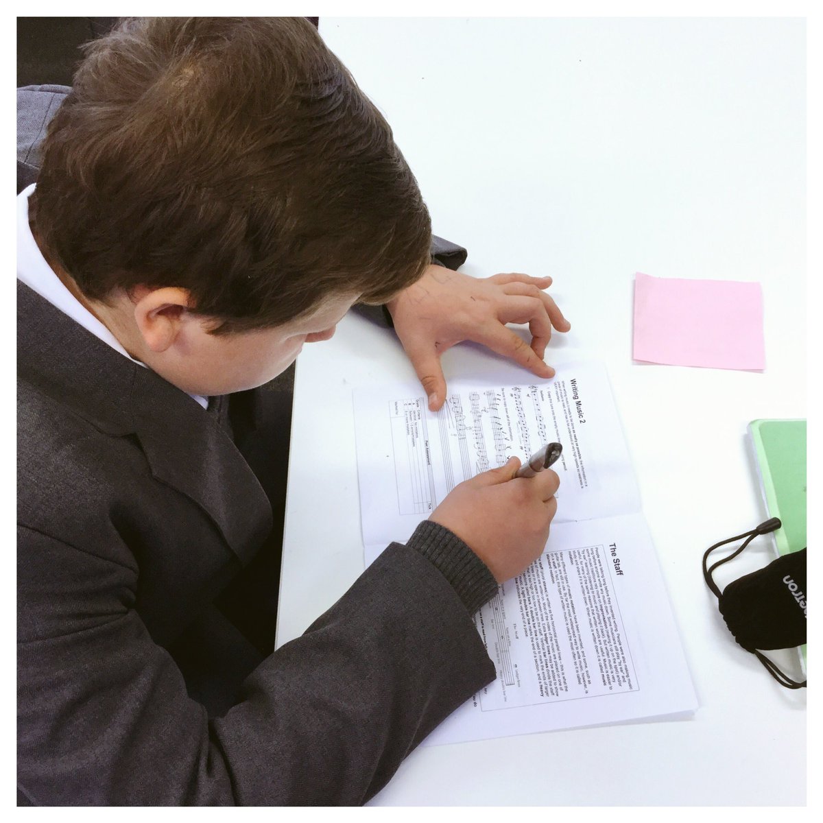 ChertseyHighPA's tweet photo. Opportunity for peer feedback in music. #everylessoneveryday #teaching #music #education #meaningfulhomework https://t.co/qpM0dGydI0