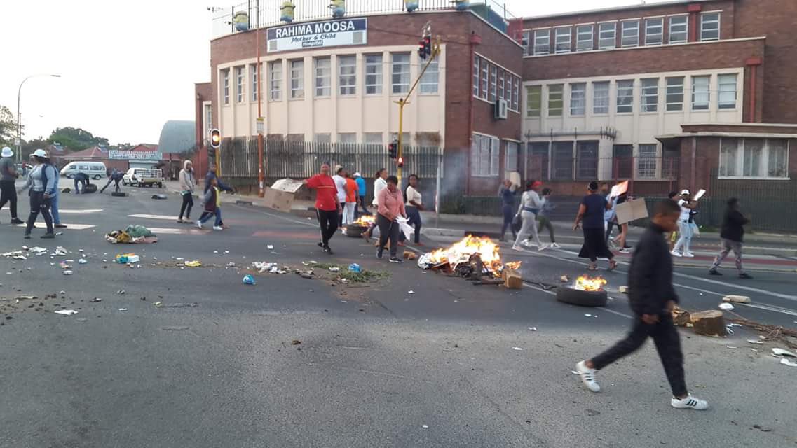 Abramjee's tweet photo. Westbury JHB “shutdown” https://t.co/7aK2oLTuKZ