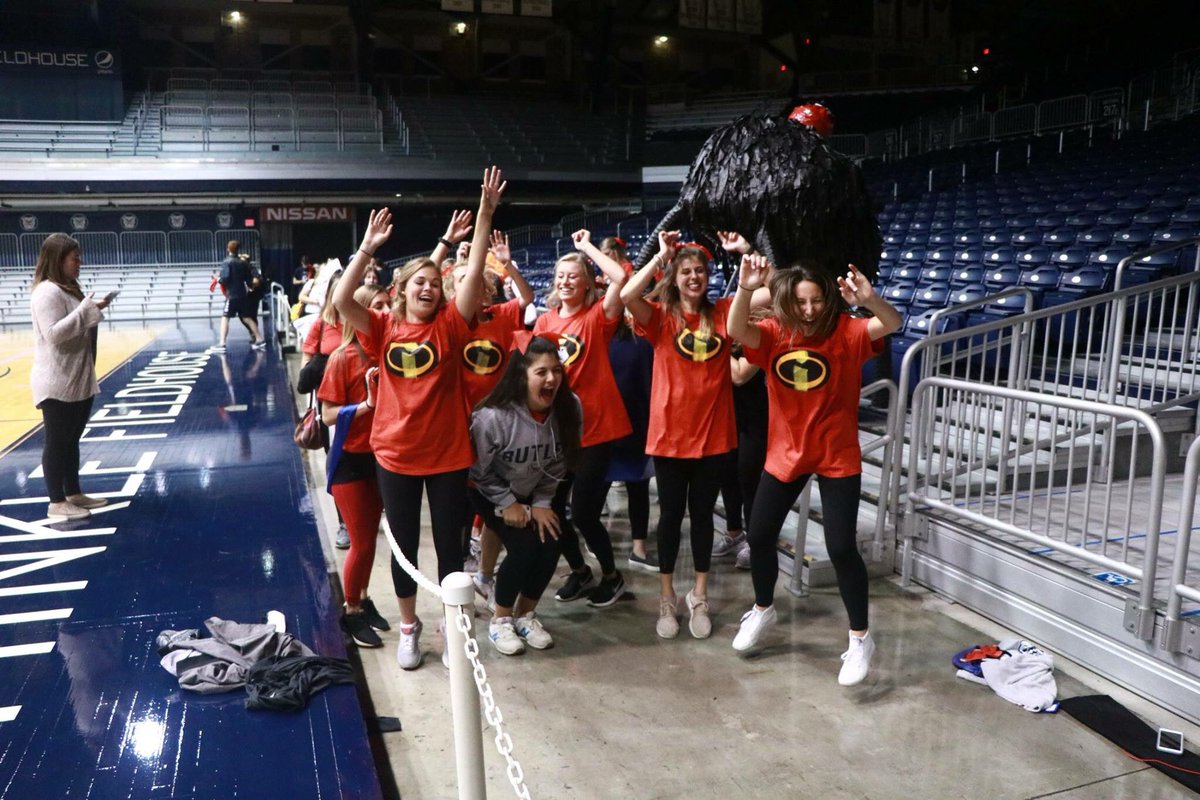 BU Kappa Alpha Theta tweet media