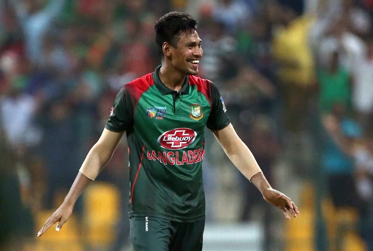 tajoy01675's tweet photo. Extremely waiting to see this smiling face again. #AsiaCup2018 #Final #againstthemightyIndia https://t.co/SWEZvDCqmb