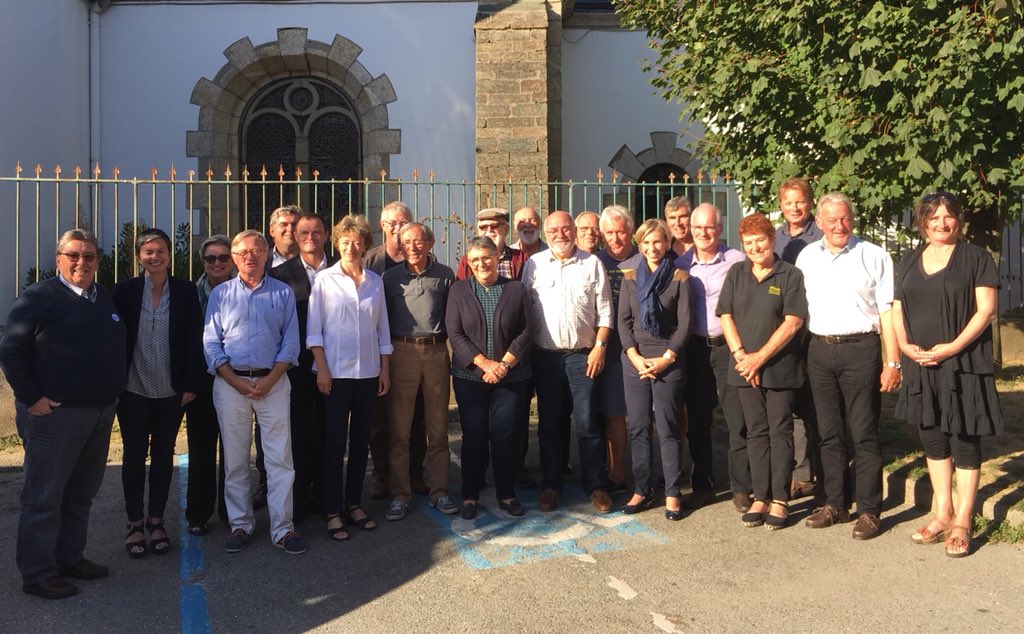 Charlotte Courant tweet media