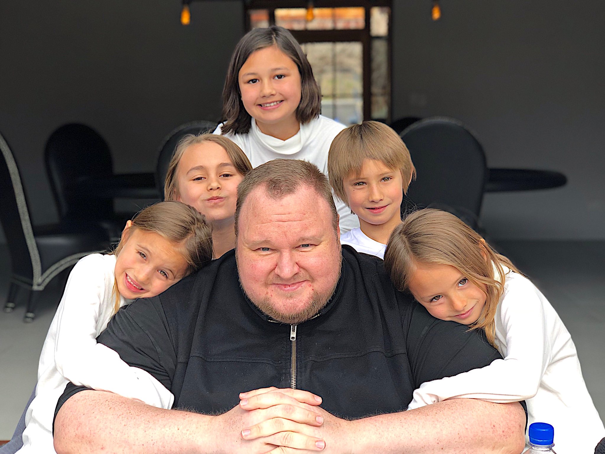 DoKQ-I0VAAAnB5g.jpg:large