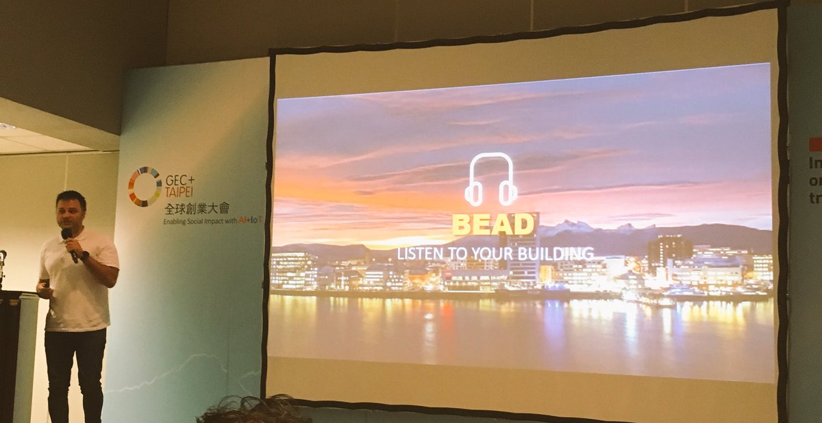 IotTribe's tweet photo. Let the pitching begin! Four IoT Tribe startups at the #GECTaipei contest here in #Taiwan Bead, @GartenzwergLtd @standardaccess @tended @Barnsley_DMC 👏🏼👏🏼👏🏼 https://t.co/BkUaZhx4YK