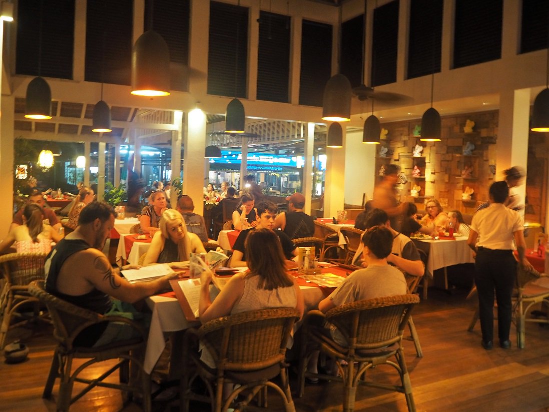 ILTEMPIORest's tweet photo. Every night is a great night at #IltempioKuta .
.
.
.
#baligardenbeachresort #thebalibible #delikuta #italianfood #italiancuisine #bali https://t.co/eijOZy0I5k